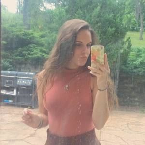 Meet your Posher, Alayna